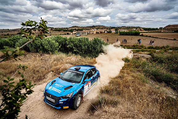 Estrena triomfal de Gil Membrado a Cervera amb un Peugeot 208 Rally4