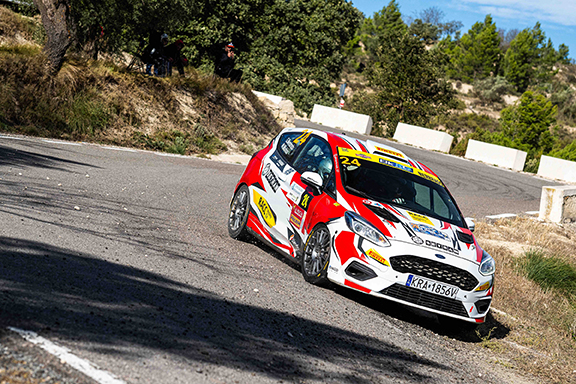 Gil Membrado se situa al tercer lloc de la Beca Junior del Rally Team Spain a falta de l’última cita